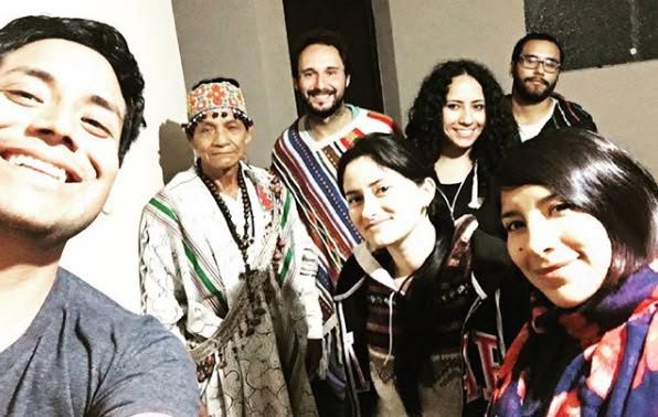 Javier con un grupo de personas